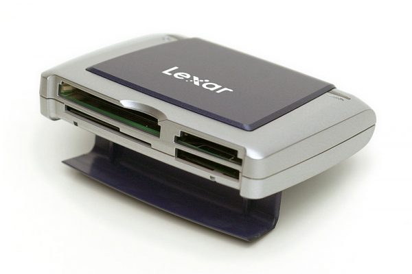 LEXAR USB 2.0 MULTI-CARD READER